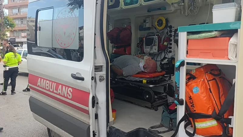 Antalya’nın Manavgat ilçesinde otobüs ile otomobilin çarpışması sonucu meydana gelen Trafik kazasında, otobüs sürücüsü i