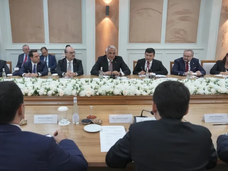 Kültür ve Turizm Bakanı Mehmet Nuri Ersoy Özbekistan’da kültür ve turizm temaslarında bulunuyor