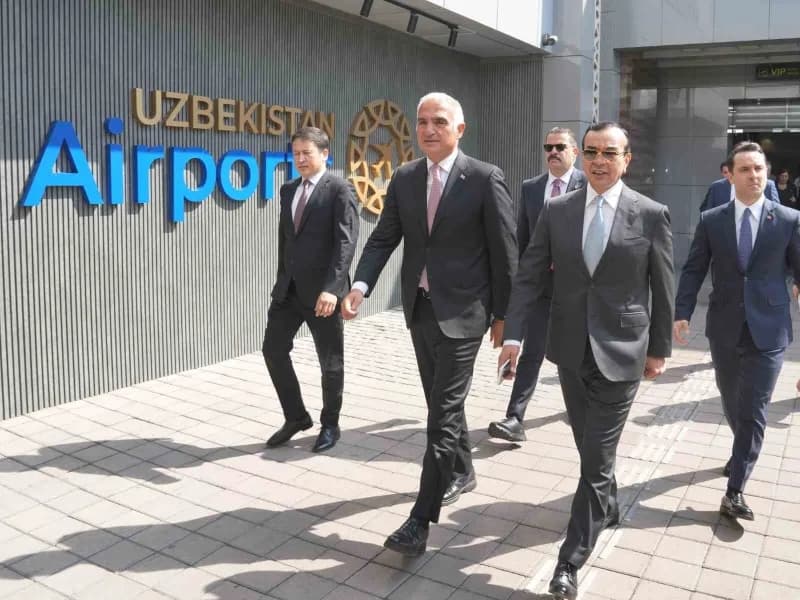 Bakan Ersoy, Özbekistan'ın bağımsızlığının 35. Yıl dönümü dolayısıyla başkent Taşkent'i ziyaret etti.