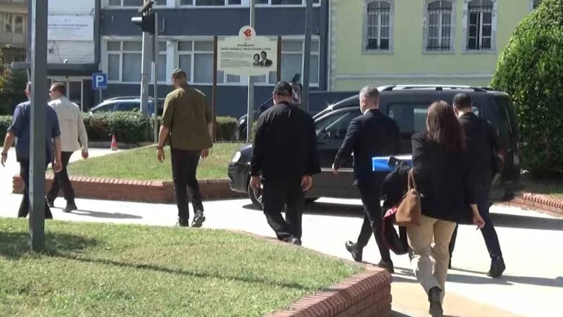 Aydın’da kardeşi Sibel Deniz Semerci hakkında açılan hakaret davasında tanık olarak dinlenen Özcan Deniz, duruşma sonras