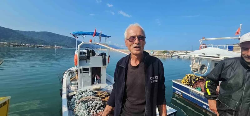 Kastamonu Cide sahilinde kasa kasa palamut balığı ve balıkçılar
