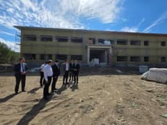 Aydın Kuyucak'ta Pamukören Ortaokulu inşaat alanında devam eden çalışmalar ve inceleme yapan Kaymakam Ahmet Gülderen