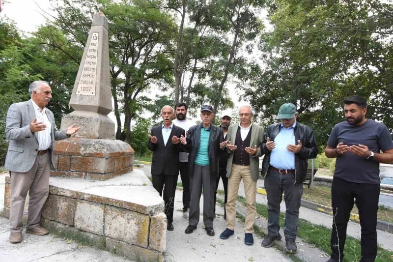 Erzurum Pasin Ovası’nda Pasin Zaferi’nin 978. yıl dönümü anma programından görüntü