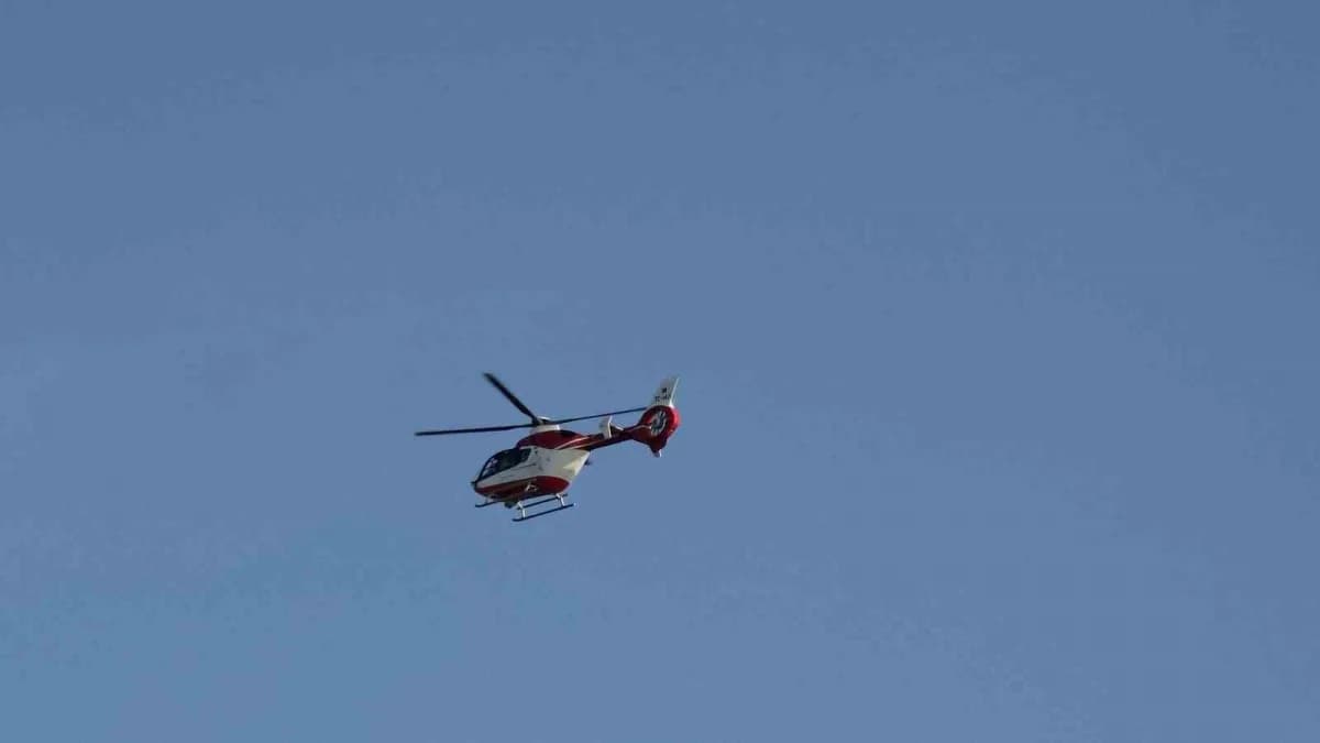 Bahçesaray’dan Van’a helikopter ambulansla perikardit hastasının nakli