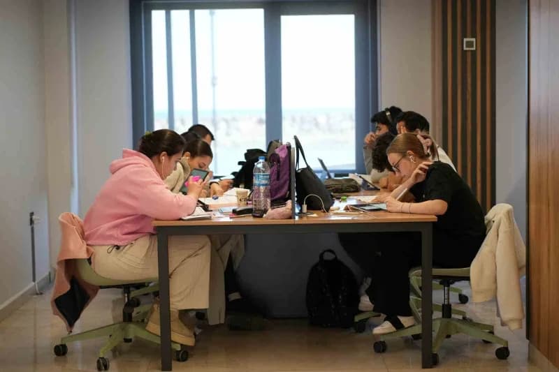 Samsun Büyükşehir Belediyesi (SBB) tarafından gençlerin eğitim, sosyal ve günlük yaşam ihtiyaçlarına destek olmak amacıy