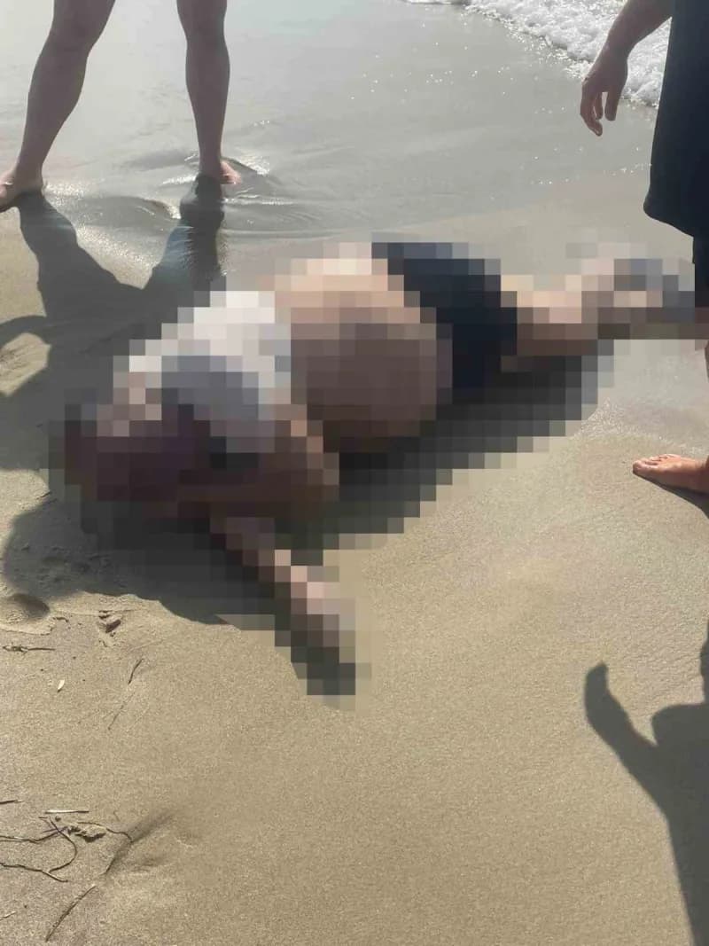 Kuşadası Sahil Siteleri Sevgi Plajı'nda bulunan Rıza Muslu'nun cansız bedeni
