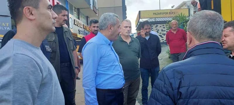 Rize Valisi İhsan Selim Baydaş, yoğun yağıştan en fazla etkilenen ilçelerden Pazar’da incelemelerde bulundu