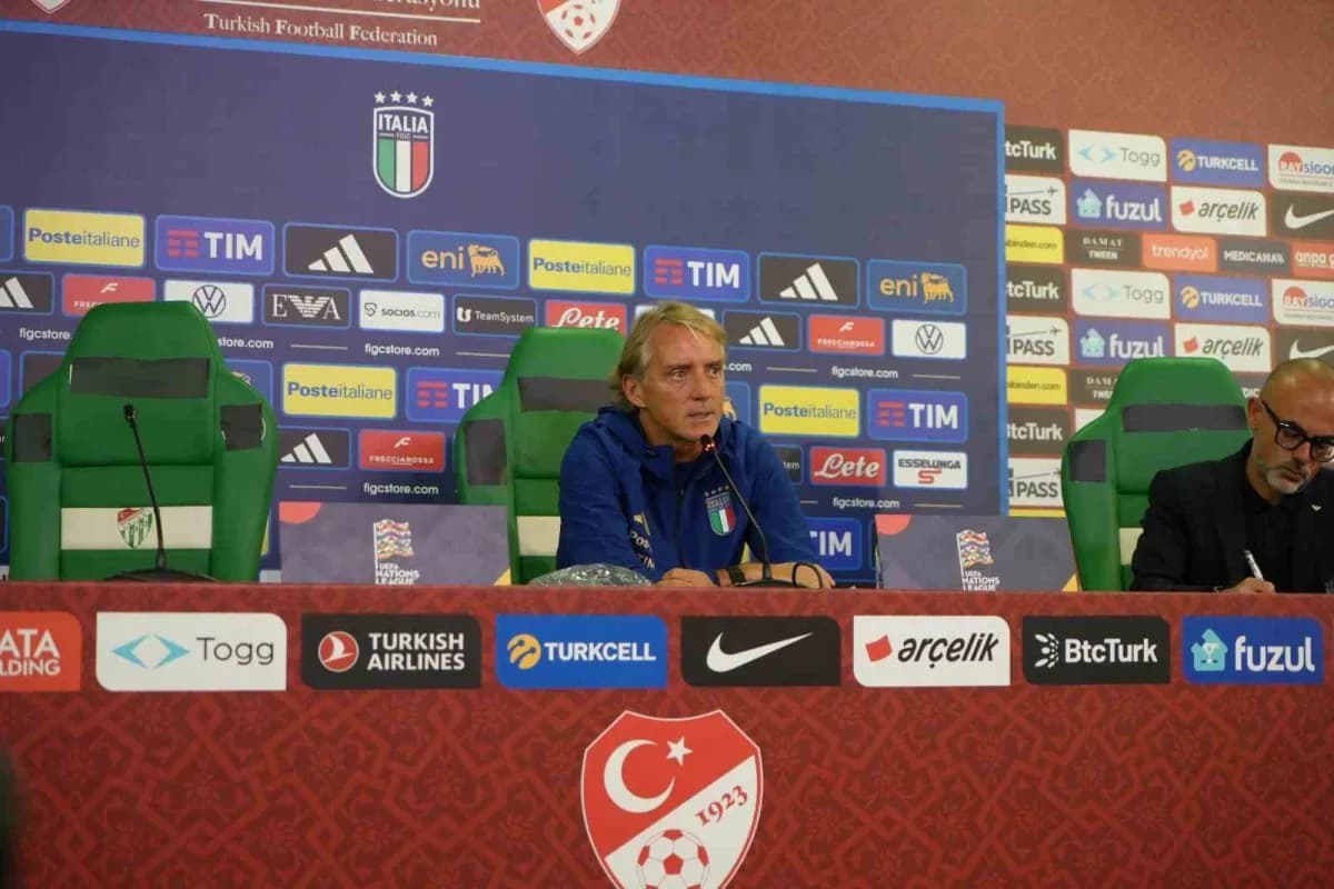 UEFA Uluslar a Ligi 1. Grup’taki ikinci maçında yarın Türkiye ile karşılaşacak İtalya’da Teknik Direktör Roberto Mancini