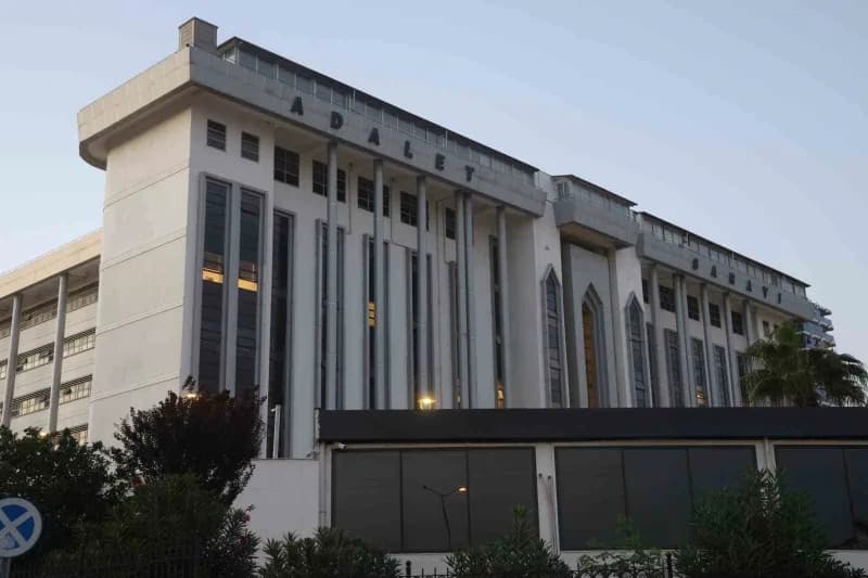 Hatay'da 269 kişinin hayatını kaybettiği Antiş Yapı Rönesans Rezidans'a ilişkin yargılama, 11'inci duruşmasıyla Hatay 3.