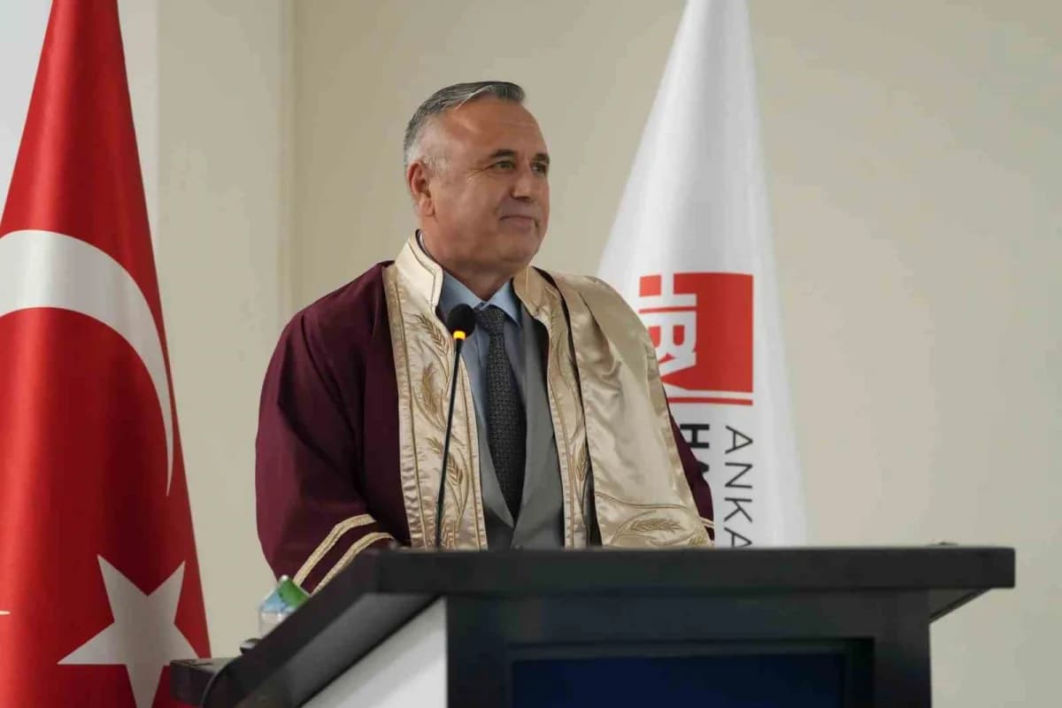 RTÜK Başkanı Mehmet Daniş, Ankara Hacı Bayram Veli Üniversitesi İletişim Fakültesi akademik yıl açılış töreninde konuşma