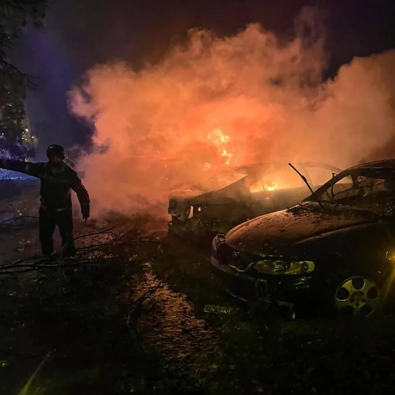 Rus güçlerinin Ukrayna'nın başkenti Kiev'e balistik füze ve insansız Hava araçlarıyla (İHA) düzenlediği saldırıda 2 kişi