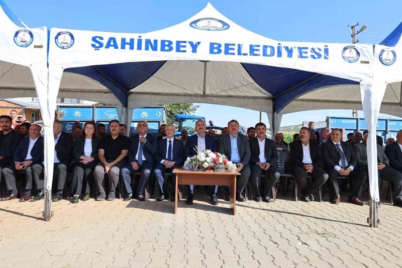 Şahinbey Belediyesi Çiftçilere desteğini sürdürüyor