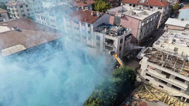 İlk kepçenin vurulduğu anlar