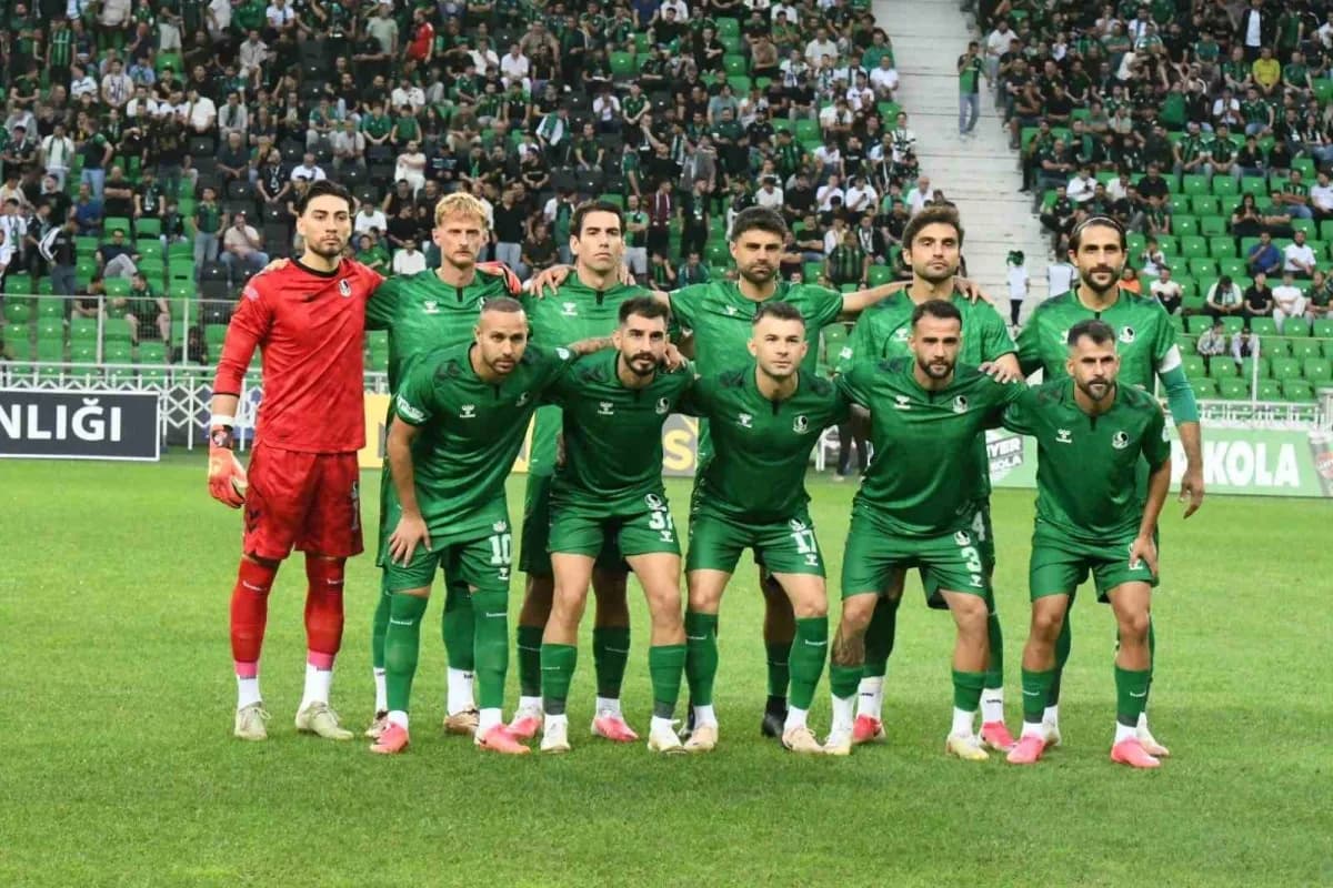 Sakaryaspor, 2026-2027 sezonunun ilk 3 haftasında sergilediği performansla, geçen sezonun aynı dönemine kıyasla büyük bi