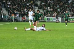 Sakaryaspor ile Kütahya Futbol Spor Kulübü arasında Sakarya Atatürk Stadı'nda oynanan TFF 2. Lig maçından bir görüntü