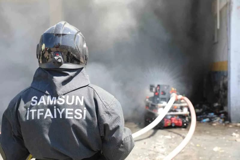 Kuruluşunun 101’inci yılını kutlayan Samsun İtfaiyesi, 2026’nın ilk 9 ayında 2 bin 234 yangın, 3 bin 431 arama-kurtarma