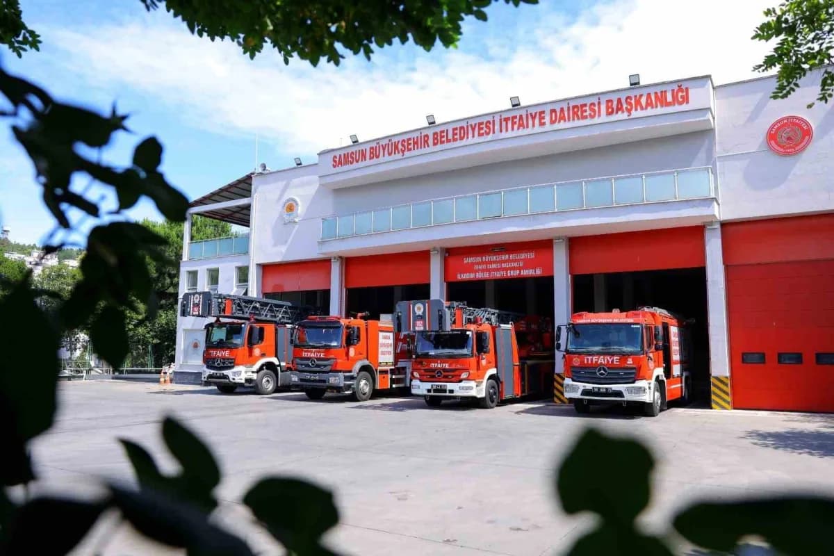 Kuruluşunun 101’inci yılını kutlayan Samsun İtfaiyesi, 2026’nın ilk 9 ayında 2 bin 234 yangın, 3 bin 431 arama-kurtarma