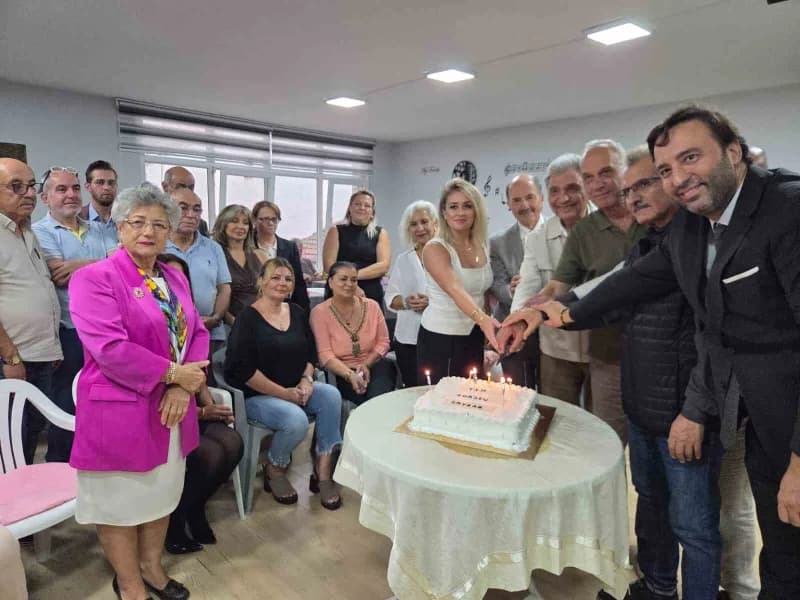 Samsun’da Yaşayan sanatçıların bir çatı altında toplandığı Türk Sanat Müziği korosu, vereceği ilk konser öncesi kokteyl