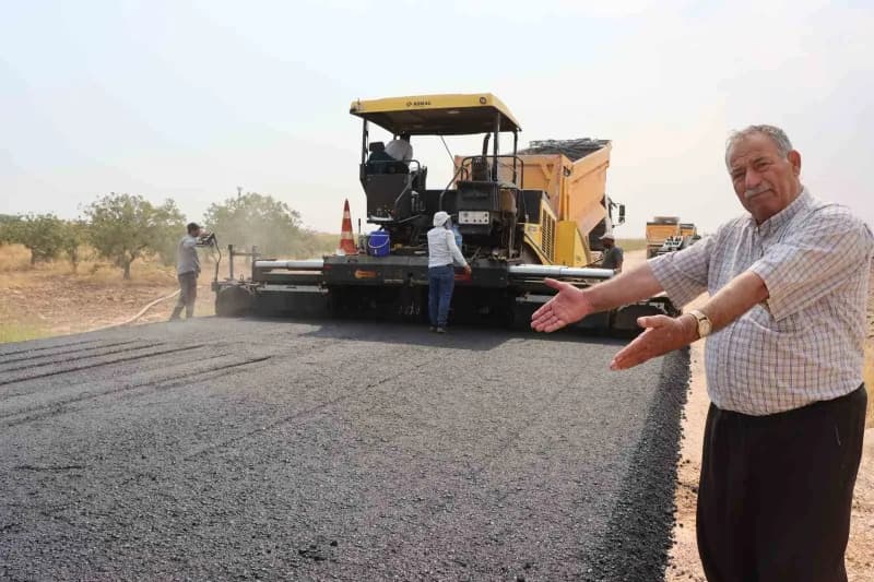 Şanlıurfa’da 4 ilçeyi birbirine bağlayan yolda hummalı çalışma