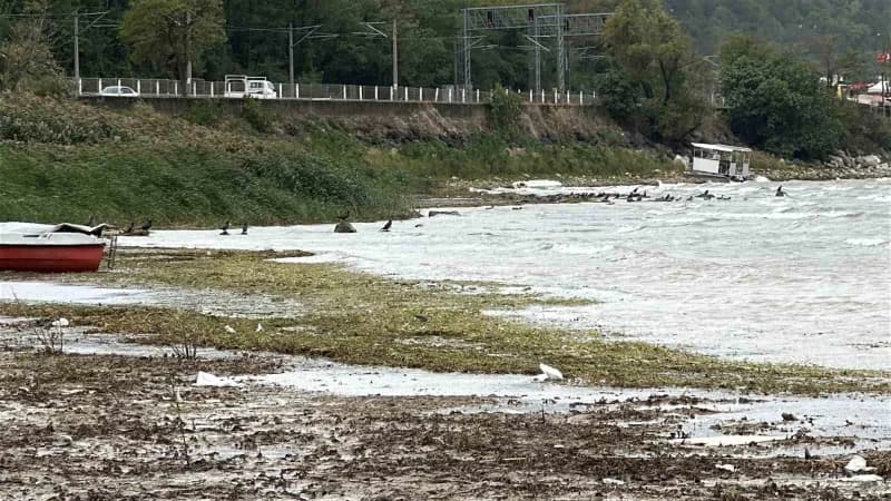 Sapanca Gölü'ndeki su seviyesi 29.56 olarak ölçüldü