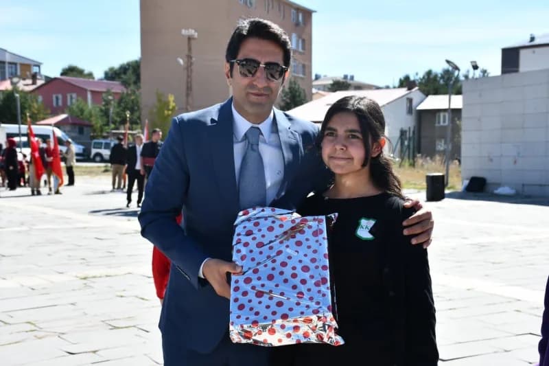 Sarıkamış’ta İlköğretim Haftası coşkuyla kutlandı(KARS-iha)