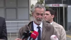 Sedat Savtak Silivri Adliyesi önünde basın açıklaması yaparken