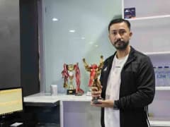 Yozgatlı eski milli sporcu Sefa Kayaalp spor salonunda antrenörlük yaparken