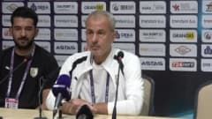 Bodrum FK Teknik Direktörü Sefer Yılmaz basın toplantısında açıklama yapıyor