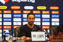 Selçuk İnan basın toplantısında Kocaelispor-Gaziantep FK maçını değerlendiriyor