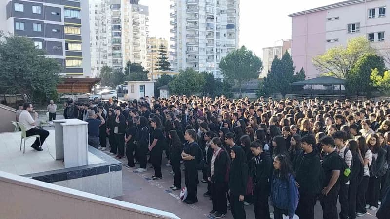 Adana’nın Kozan ilçesinde trafik kazasında hayatını kaybeden 17 yaşındaki Selçuk Kelebekli, eğitim gördüğü Yusuf Baysal