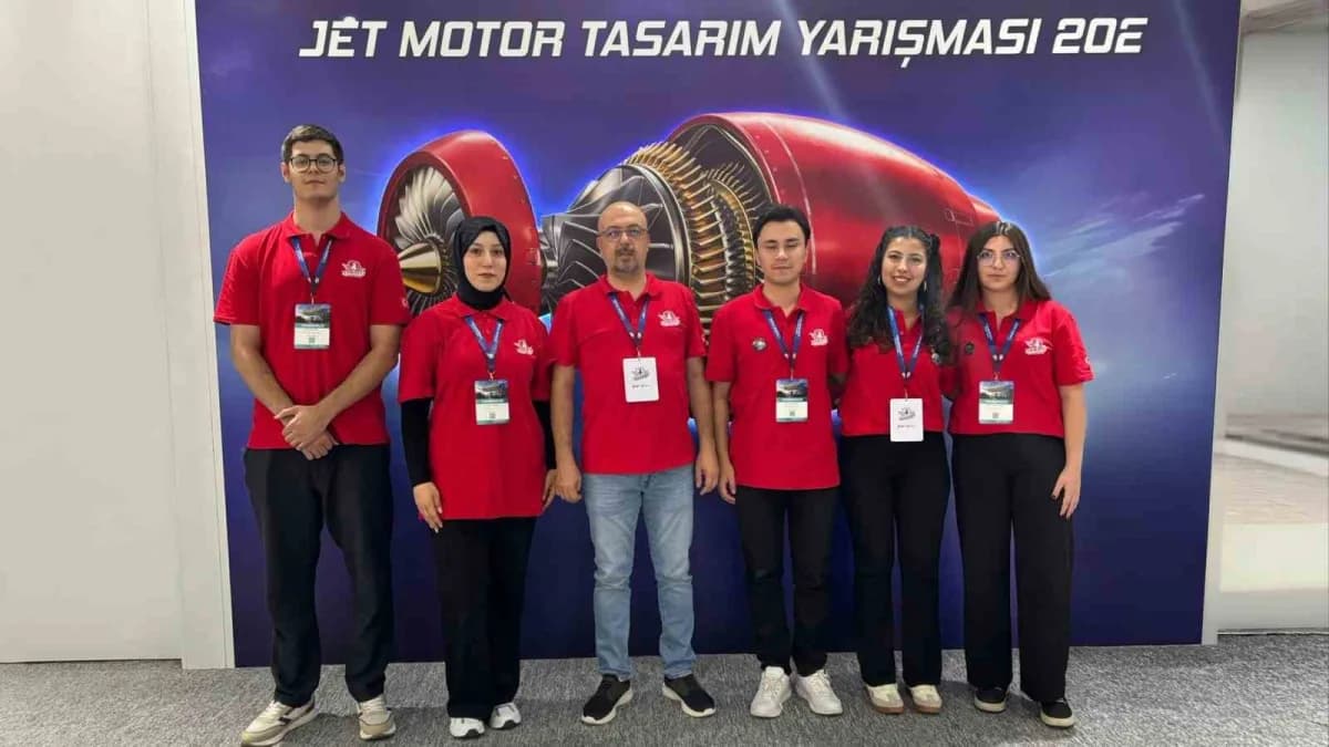 Selçuk Üniversitesi KAPSÜL TULPAR Takımı, TEKNOFEST kapsamında düzenlenen Jet Motor Tasarım Yarışması’nda Türkiye üçüncü