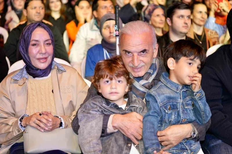 Konseri Belediye Başkanı İsmet Yıldırım da takip etti