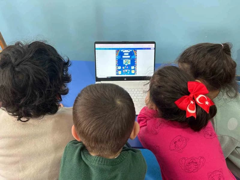Şenkaya Şehit Öğretmen İlyas Acar Anaokulu’nda eTwinning projesi kapsamında eğitim faaliyetleri