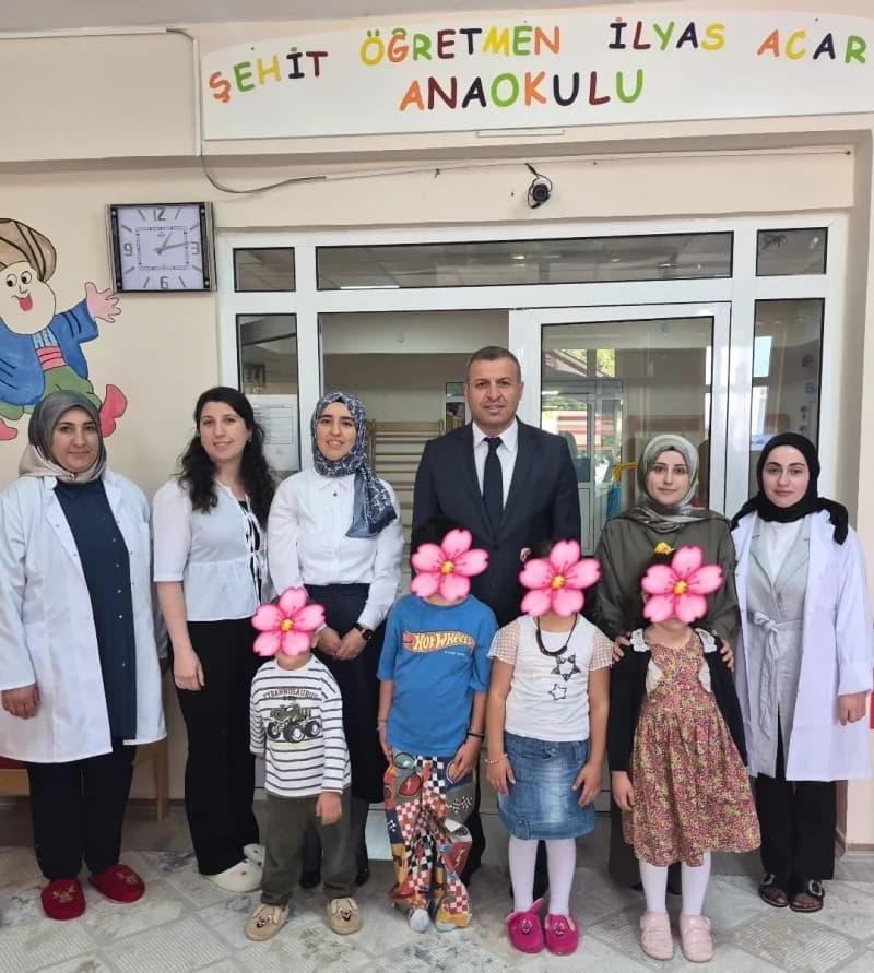 Erzurum’un Şenkaya ilçesinde Şehit Öğretmen İlyas Acar Anaokulu tarafından yürütülen "Özgür Hayallerin Çocuk Sesleri" ad