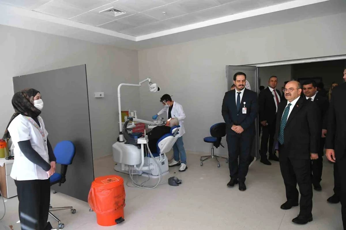 Sındırgı’da yeni hastane hizmete başladı