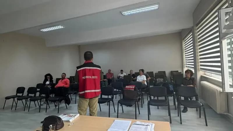 Sinop’ta belediye personeline afet sonrası psikososyal destek eğitimi veriliyor