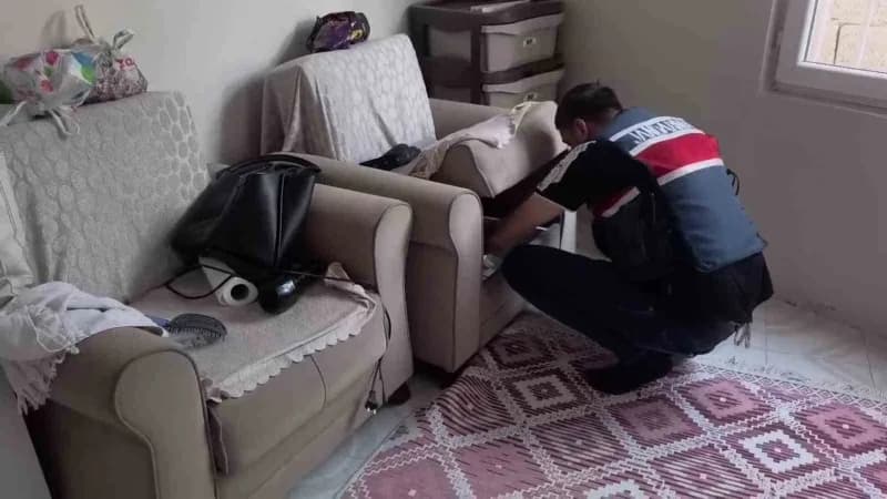 Sivas İl Jandarma Komutanlığı ekiplerince suç işlemek amacıyla örgüt kurma ve bilişim sistemleri kullanılarak nitelikli