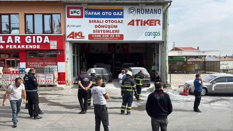 Sivas Gültepe Mahallesi toptancılar sitesinde LPG dönüşüm istasyonunda patlama sonrası olay yeri