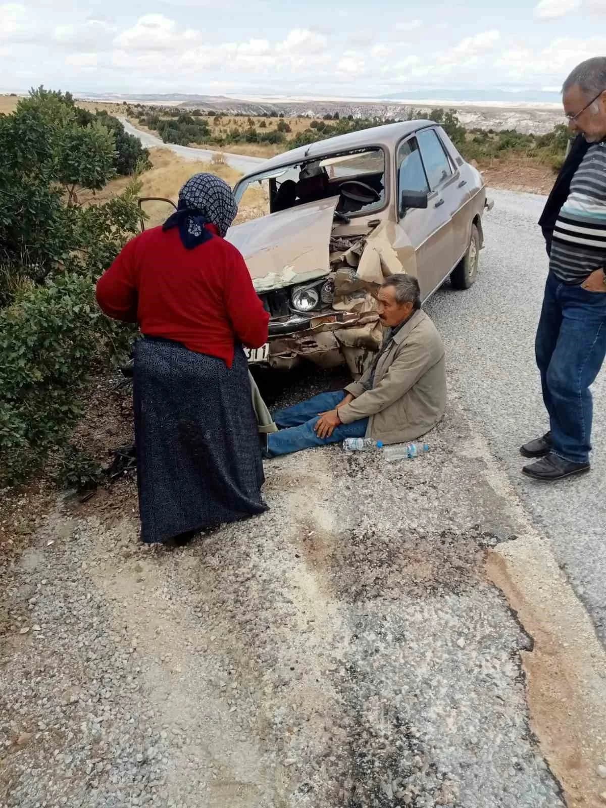 Hafif yaralanan Erol d. İse Beylikova Hastanesi'nde tedavi altına alındı.