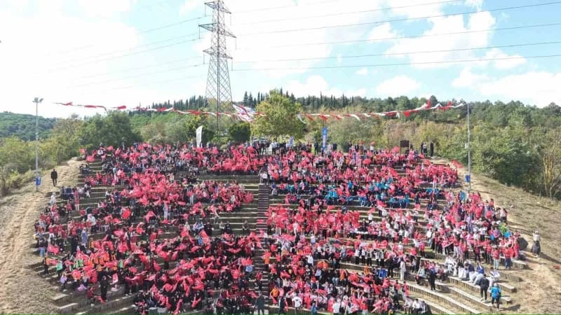 2026 Avrupa Spor Şehri Sultangazi, ünvanına yakışır bir Spor Şenliği düzenledi. İlçedeki gençler, 19 Spor branşında müca
