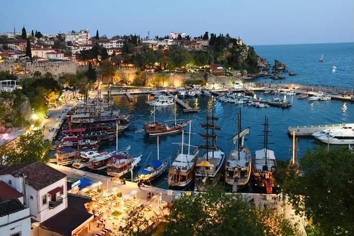 Kültür ve Turizm Bakanı Mehmet Nuri Ersoy, "Sürdürülebilir Turizm programımızla konaklama tesislerimizde çevreye duyarlı