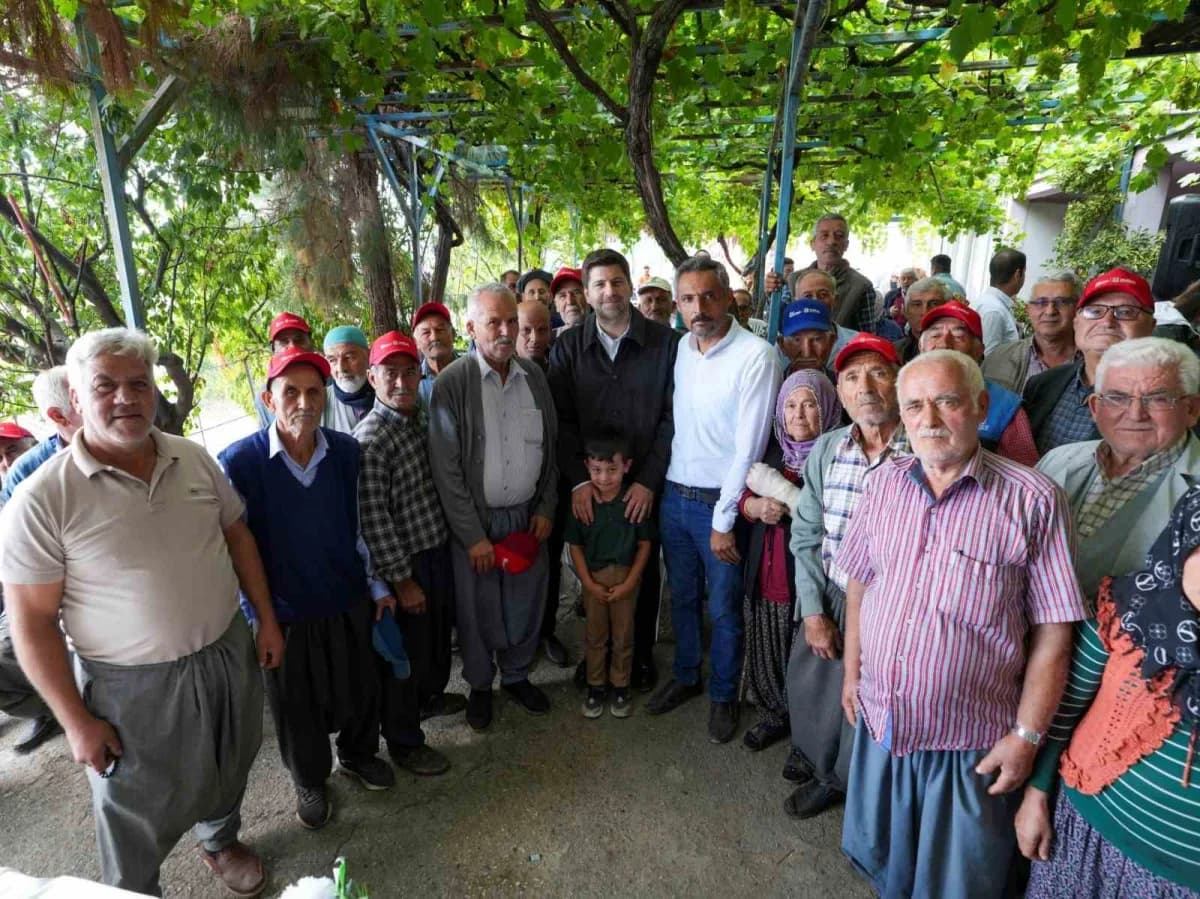 Tarsus Belediye Başkanı Ali Boltaç, Böğrüeğri, Boztepe ve Kaklıktaşı mahallelerini ziyaret ederek Belediye tarafından ge