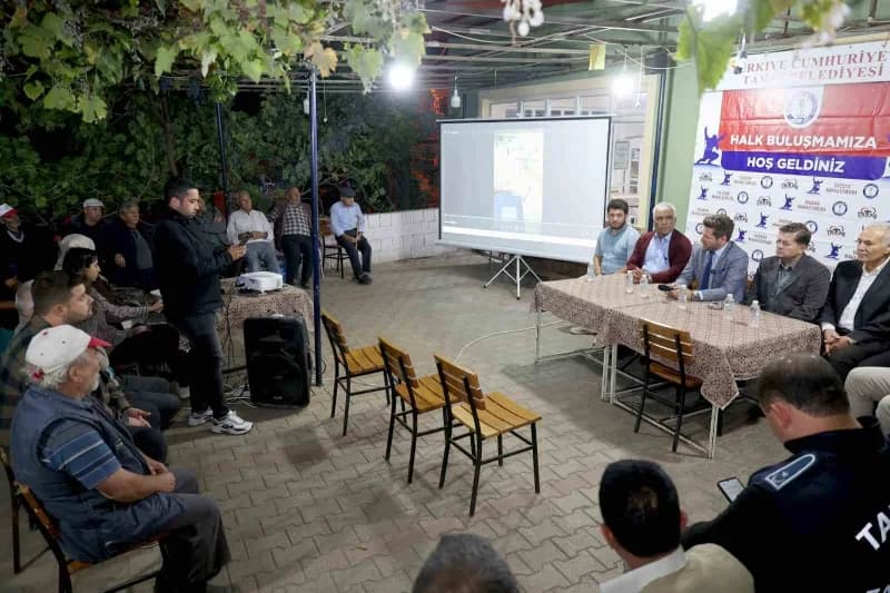 Tavas Belediye Başkanı Kadir Tatık, Halk Toplantısı kapsamında Kozlar Mahallesi’nde vatandaşlarla bir araya geldi. Topla