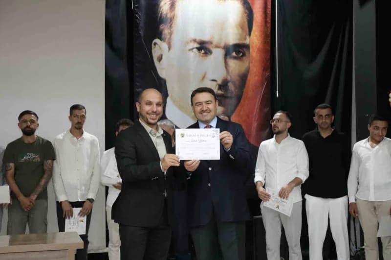Tavşanlı’da 13 genç bağımlılıktan kurtarılarak yeniden hayata kazandırıldı