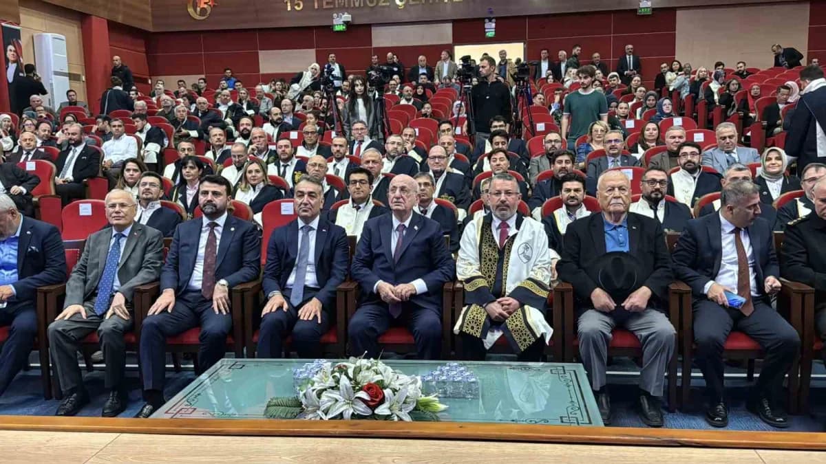 Karabük üniversitesinde (KBÜ) 2026-2027 akademik yılı için program düzenlendi. Program kapsamında ilk olarak Bilgisayar