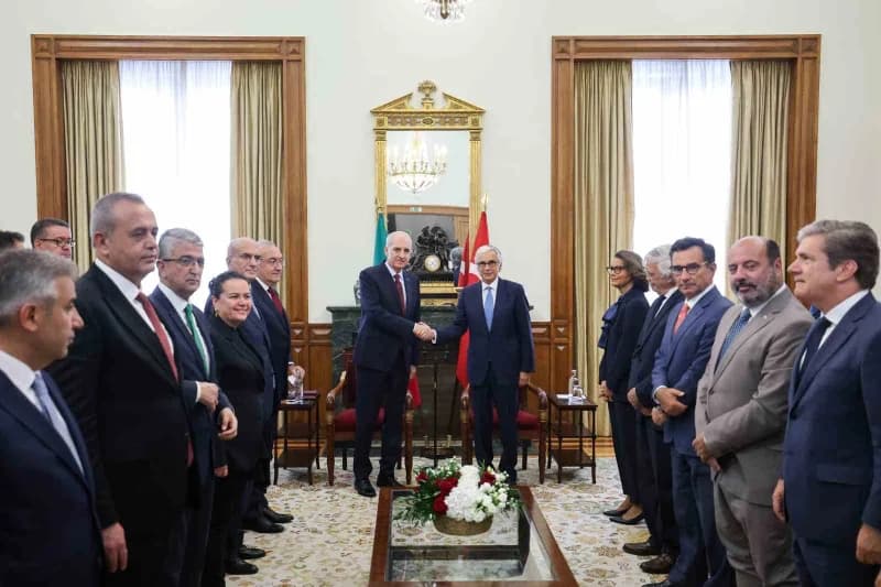 Türkiye Büyük Millet Meclisi (TBMM) Başkanı Numan Kurtulmuş, beraberindeki parlamento heyetiyle ziyarette bulunduğu Lizb