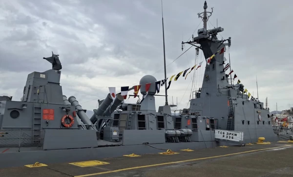 TCG Zıpkın Marmaris’te halkın ziyaretine açıldı