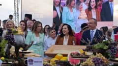 Tekirdağ’da 1. Uluslararası Gastronomi ve Bağcılık Festivali açılışında kortej yürüyüşü ve halk oyunları gösterisi