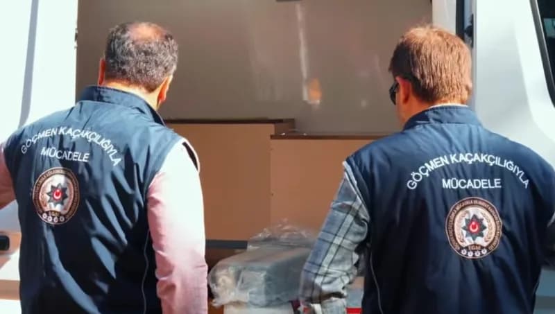 Tekirdağ’da düzensiz Göç ve Göçmen Kaçakçılığıyla mücadele kapsamında 323 polisin katılımıyla gerçekleştirilen Huzur uyg