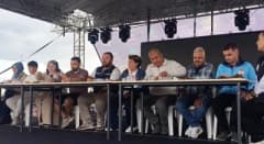 Tekirdağ’da düzenlenen köfte yeme yarışmasında yarışmacılar köfte yerken